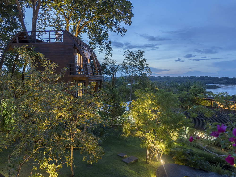 luxury amazon lodge brazil