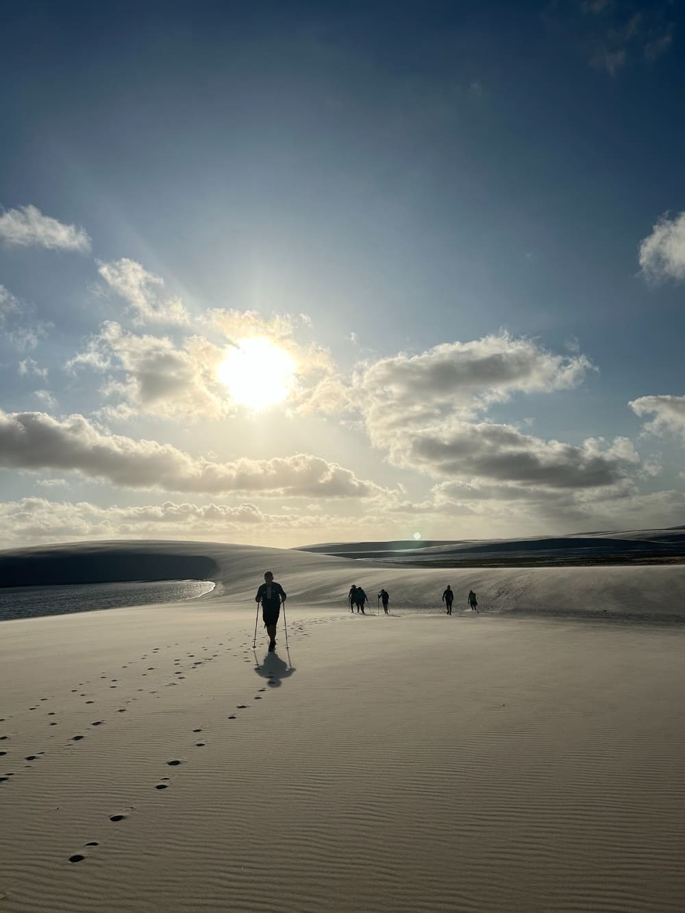 Wandeling in Lençóis Maranhenses bij zonsopgang