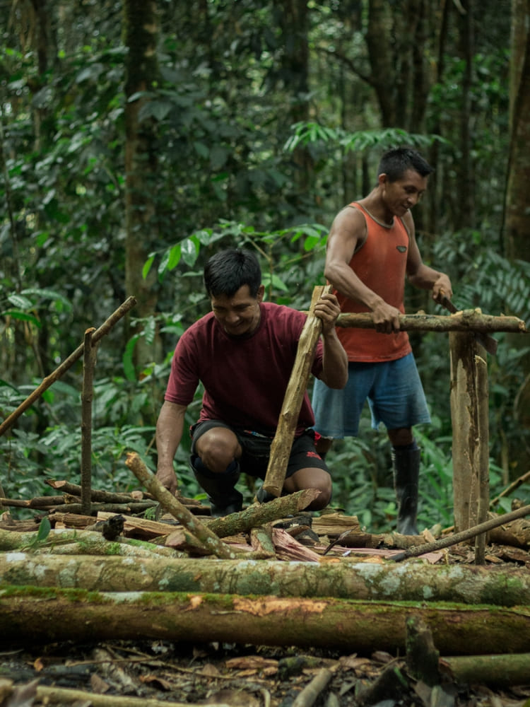 Locals in the camp pico da neblina adventure
